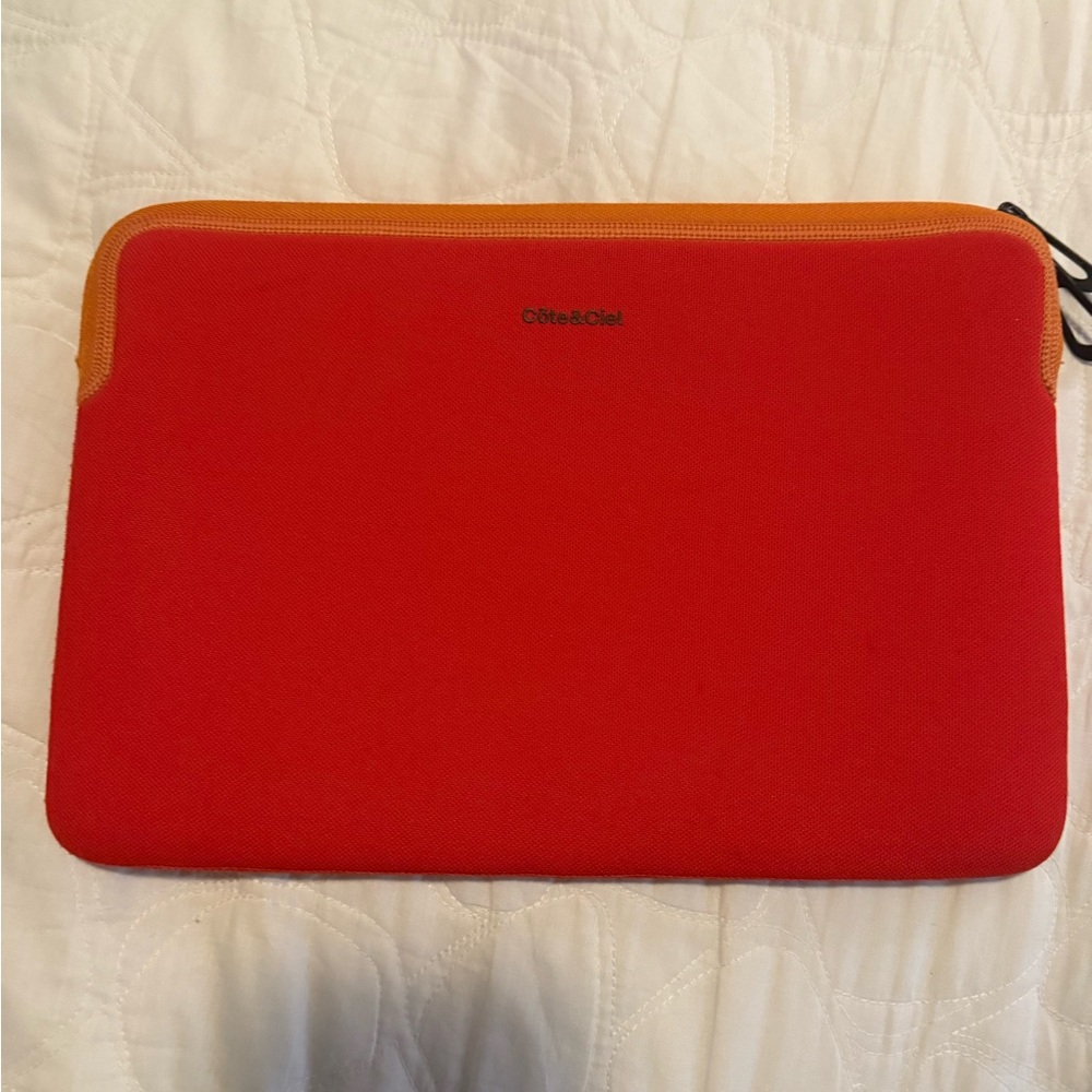 Red Tablet Sleeve - Picture 2 of 5